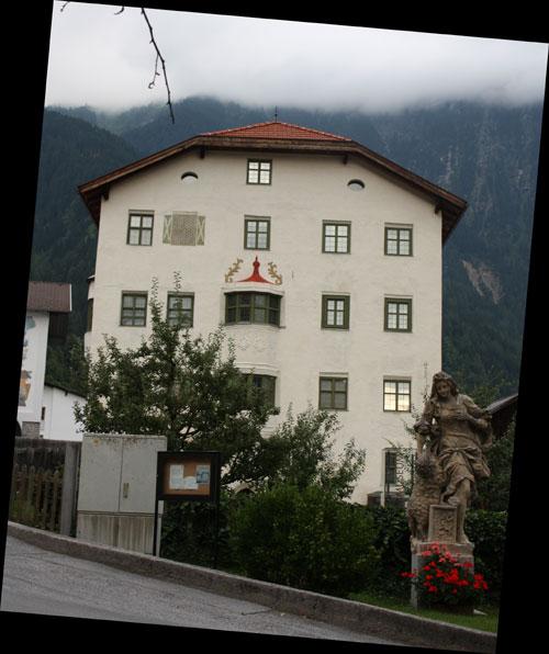 Bücherei im Turm Oetz